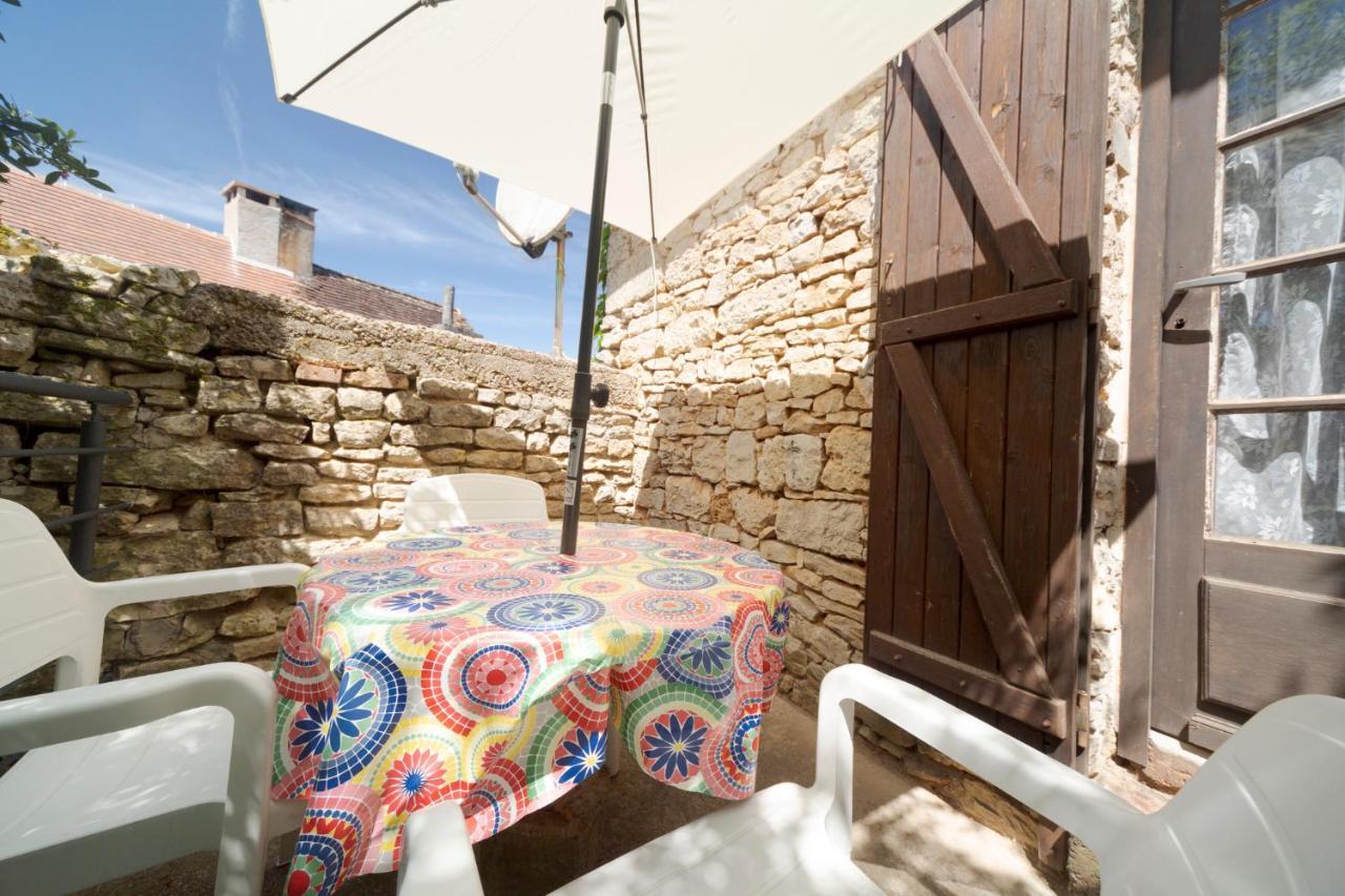 La Petite Maison Du Perigord Tourtoirac Exteriér fotografie